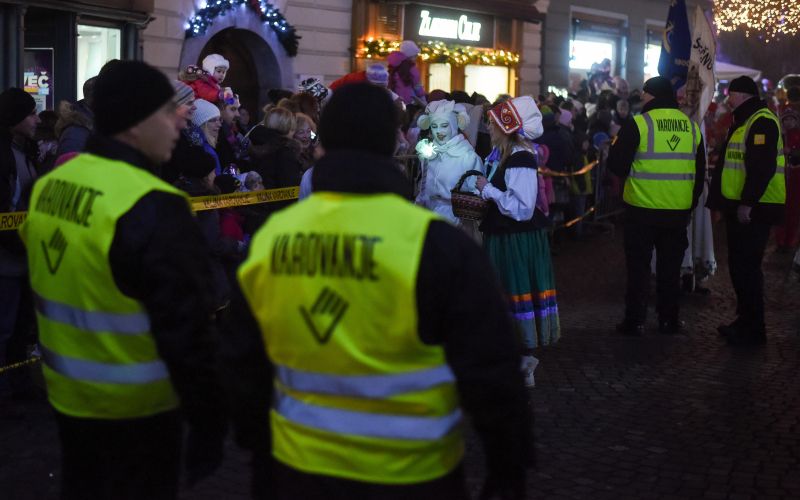 varnostniki