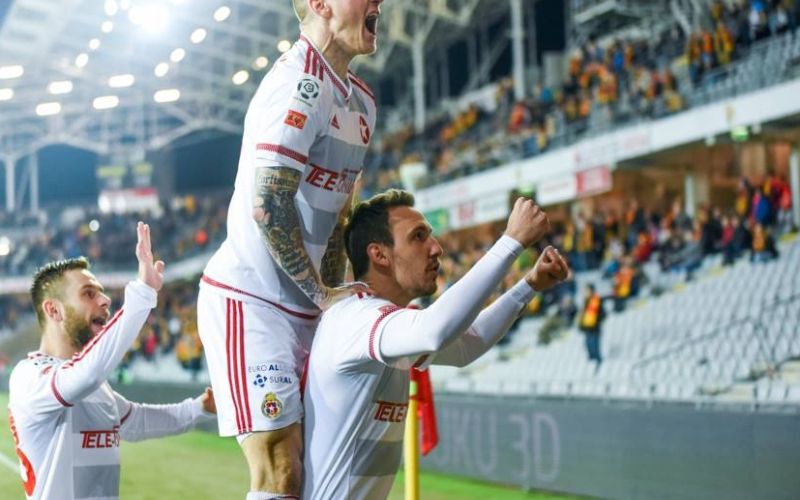 denis popovic.jpg