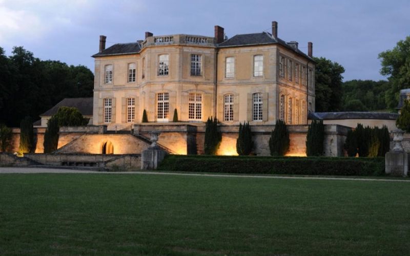 ChateauVillette_03_900.jpg