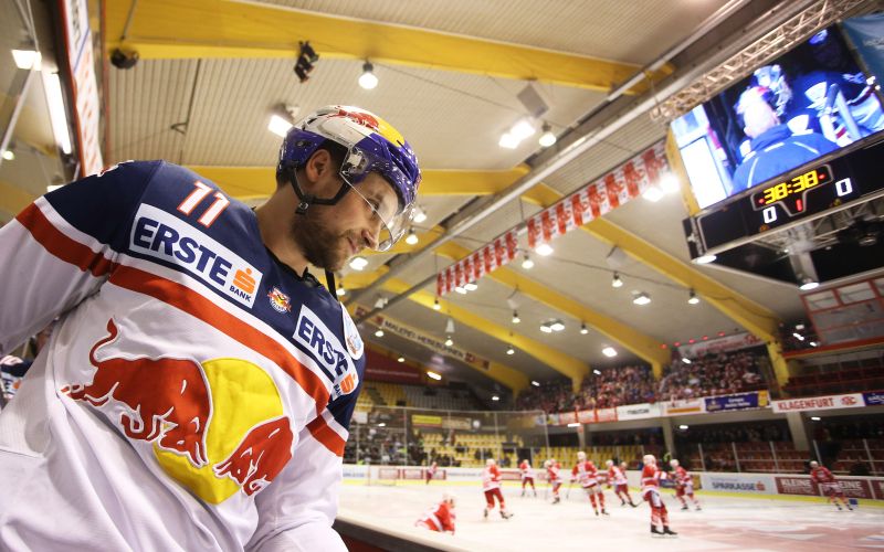 170-15-slazburg red bull.jpg