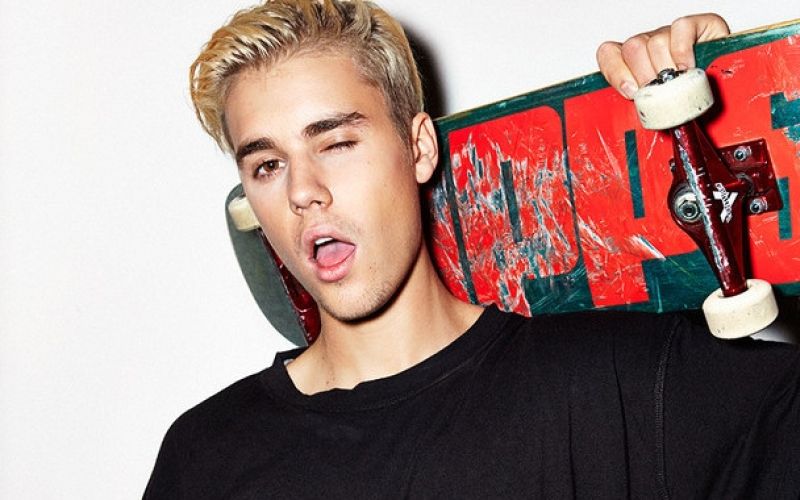 2015JustinBieber_7_DC_131115.article_x4.jpg