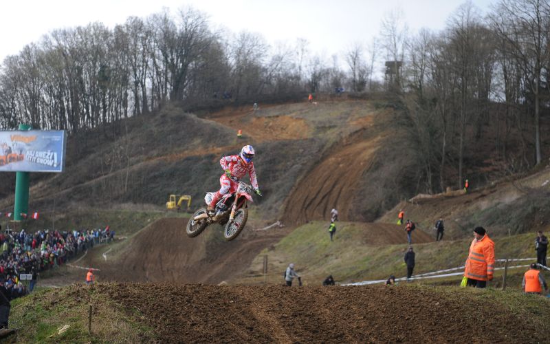 gajser4 nm.jpg