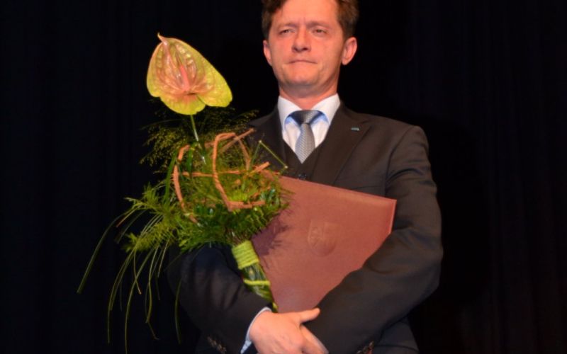 omt_praznik___edmund_pal__direktor_podjetja_sep__listina_zupana.jpg