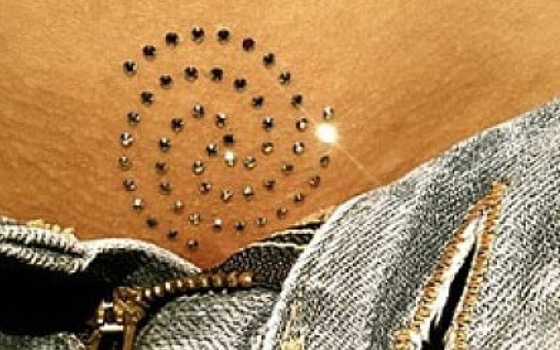 vajazzling.jpg