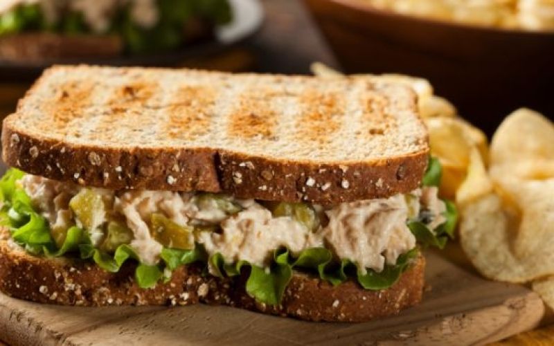 tuna-sandwich_625x350_51429608422.jpg