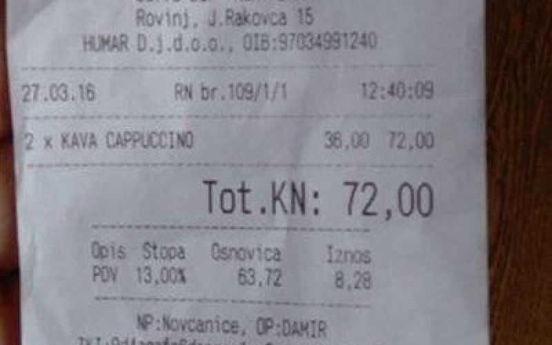 Račun, kapučino, Roxy, Rovinj.jpg