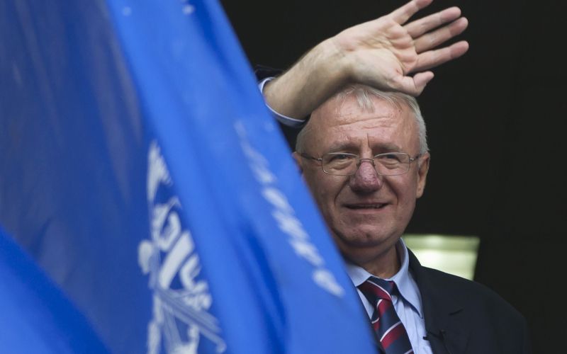 vojislav šešelj.jpg