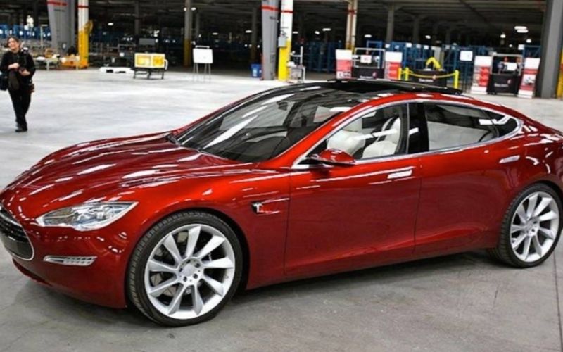 tesla model 3.jpg