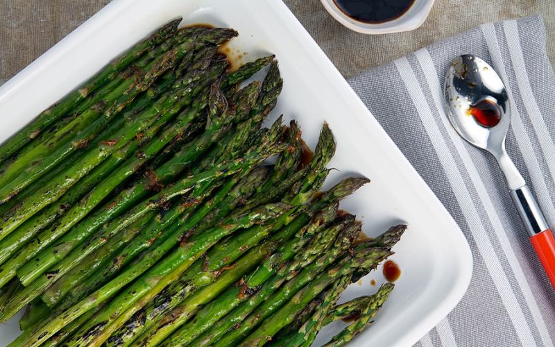 TasteMakers-TakeAway-Jennifer-Tyler-Lee-Glazed-Asparagus-Recipe.jpg