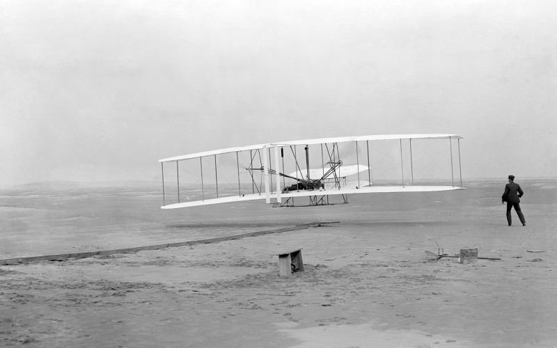 Brata Wright.jpg