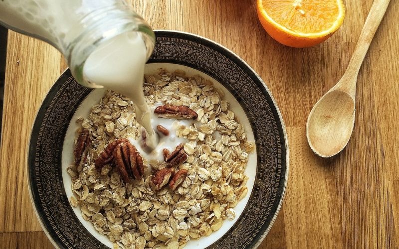 almond-milk-1074596_1920.jpg