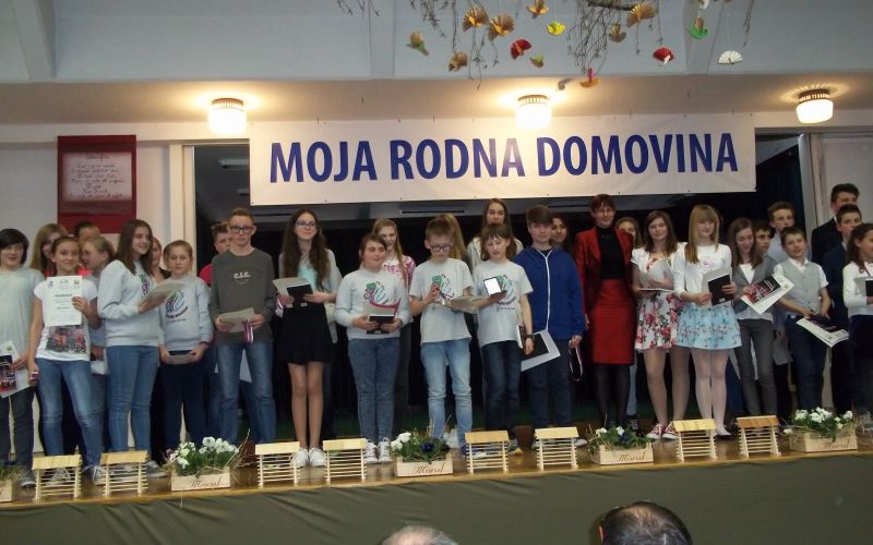 _nagrajenci_literarnega_nate__aja_moja_rodna_domovina_z_ministrico_za_obrambo_rs_andrejo_kati__...