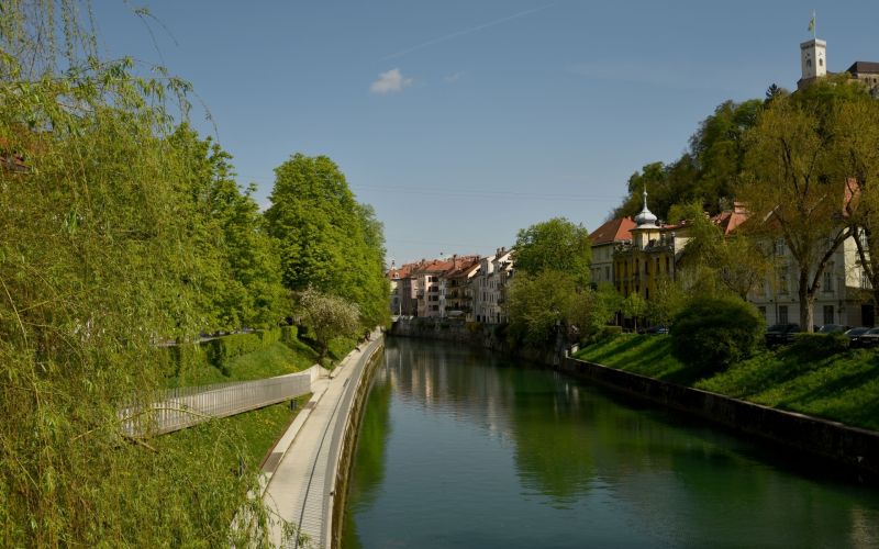 ljubljanica, obrežje.jpg
