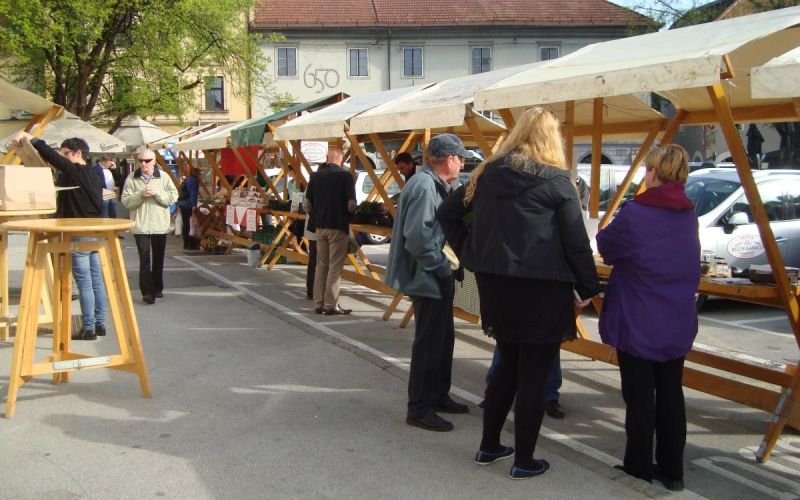novomeska_trznica01.jpg