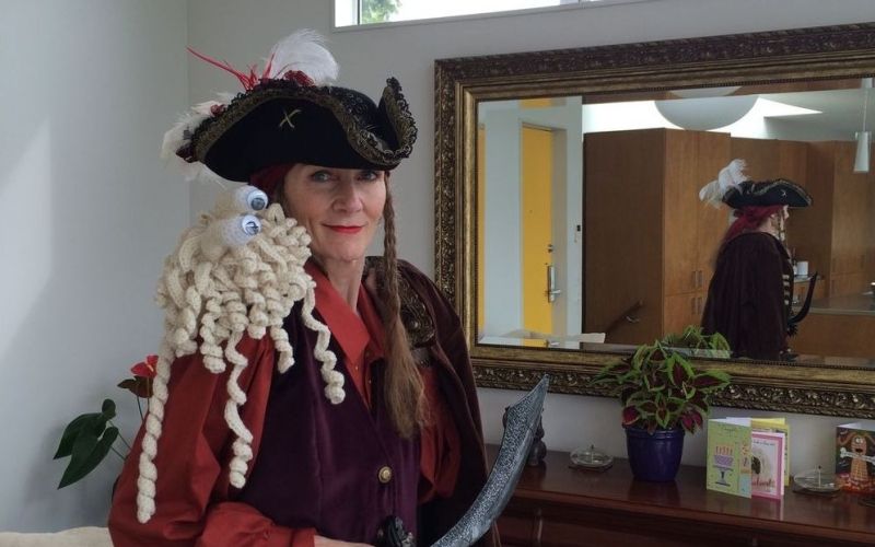 Karen Martyn, leteča špagetna pošast.jpg