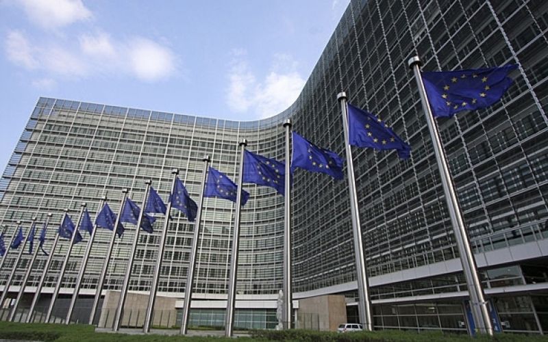 european-commission-building-flags-610.jpg