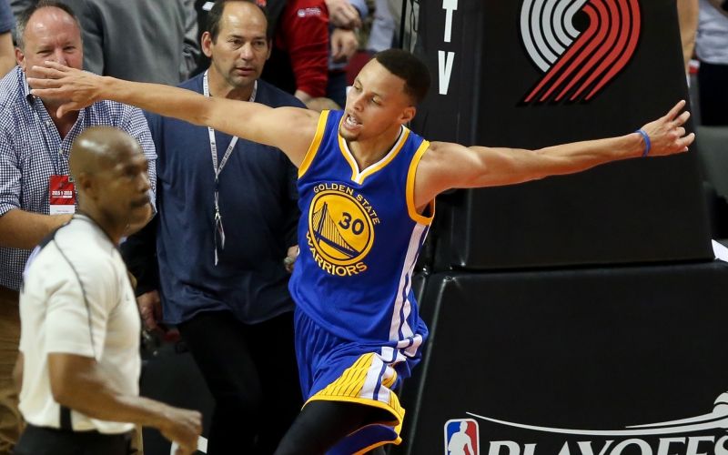 curry re.jpg