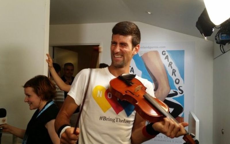 djokovic violina.jpg