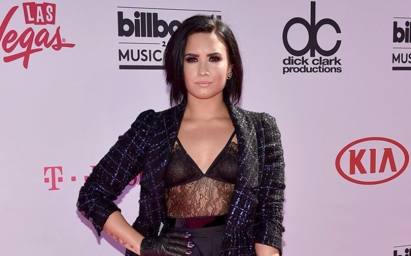 demi-lovato-billboard-music-awards-2016-03.jpg