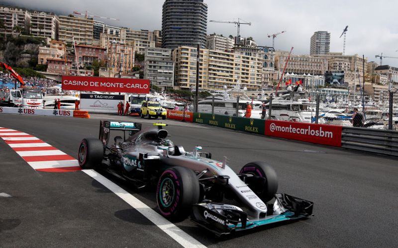 mercedes re.jpg