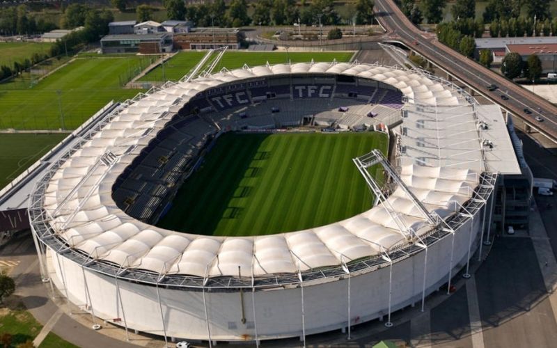 toulouse-stadium.jpg