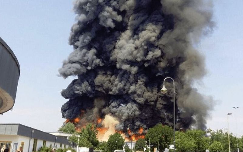 pozar_dueseldorf_migranti.jpg