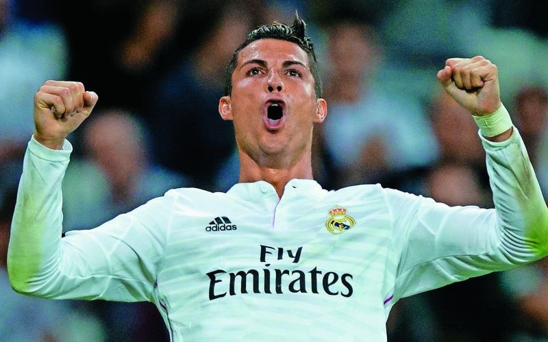 svetilnik_ronaldo.jpg