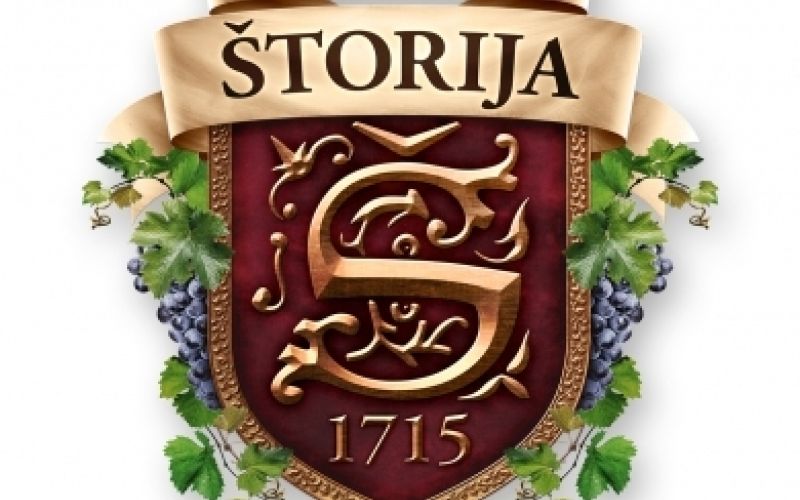 Ena_žlahtna_štorija_logotip.jpg