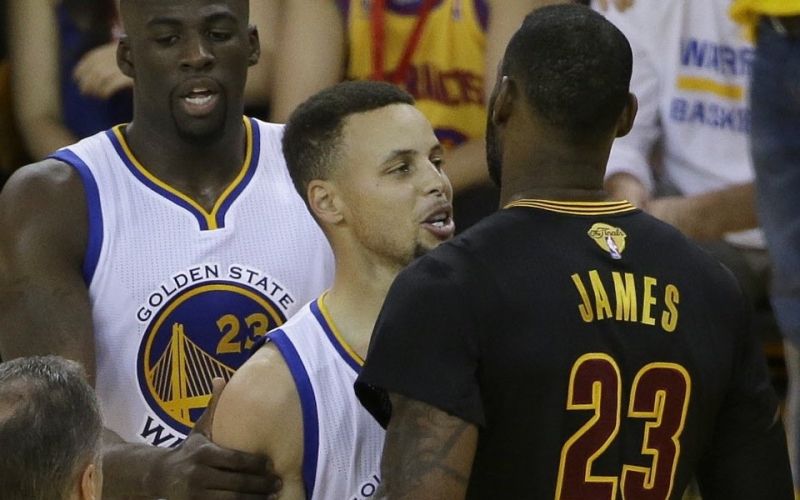 lebron james curry.jpg