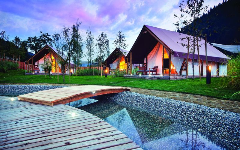 03-glamping_Charming_Herbal_Jost_Gantar_MALA (5)-obd.jpg