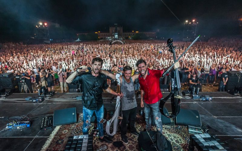 2Cellos