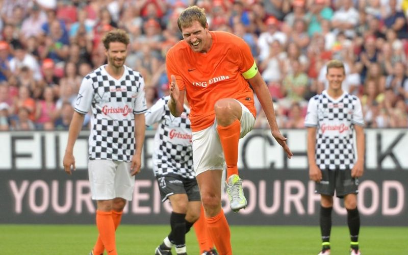nowitzki penalty.jpg