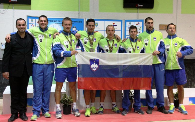 slovenci v kopru.jpg