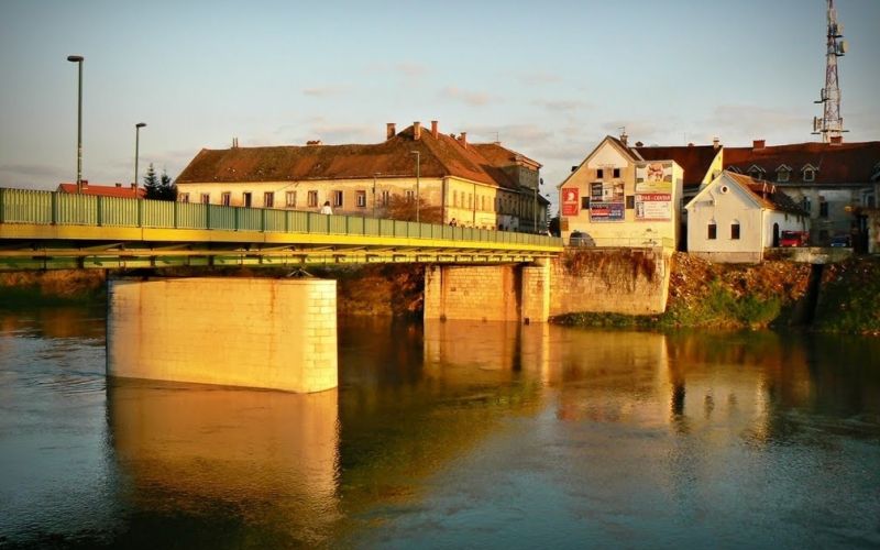 Banijanski most, Karlovec, Kolpa.jpg