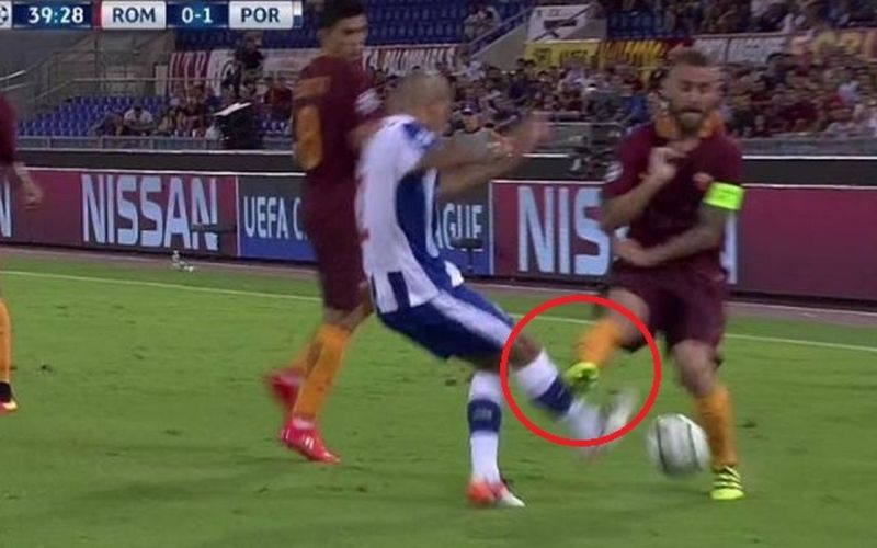 de rossi.jpg