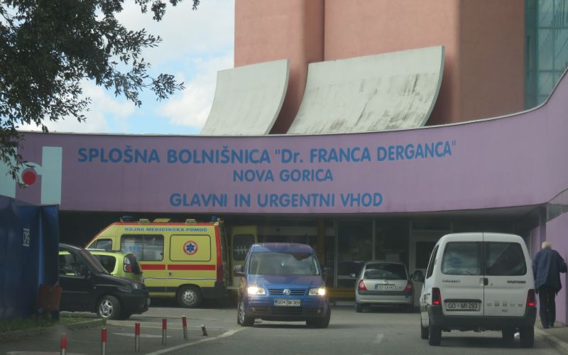 Od zdaj v šempetrski bolnišnici pripomočke nabavljajo drugače.