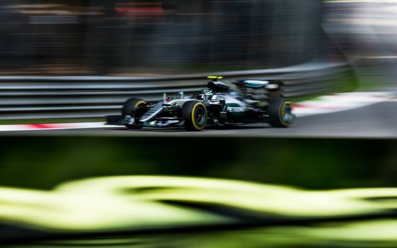 rosberg vv.jpg