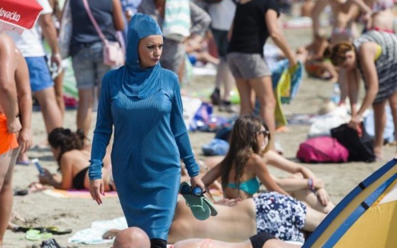 burkini_split.jpg