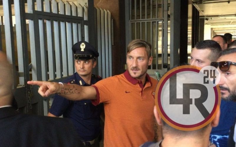 BIG-totti-termini.jpg