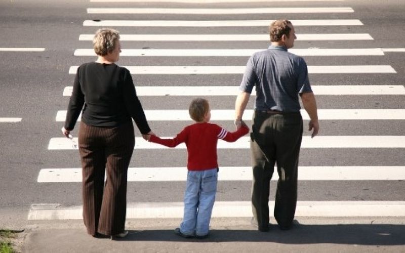 6.-crossing-the-road-seniors-and-child-550x300.jpg