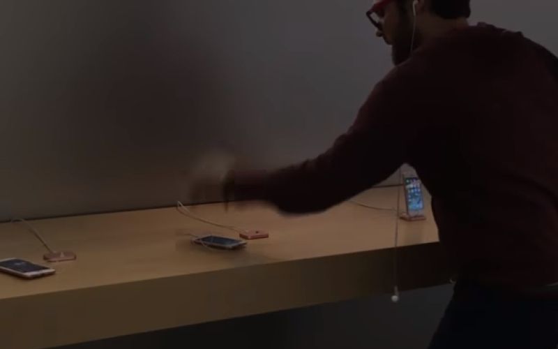 iphone, apple, dijon.jpg