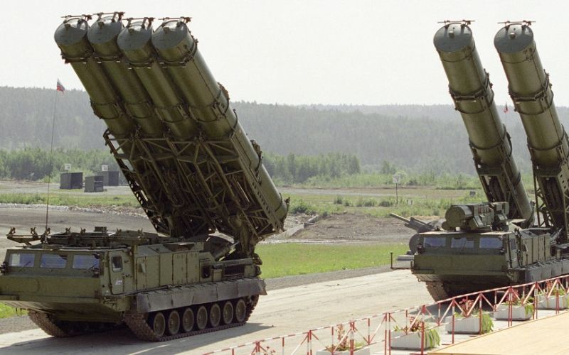 Russian-S-300-Air-Defense-Systems.jpg