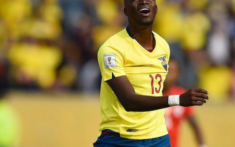 enner valencia.jpg