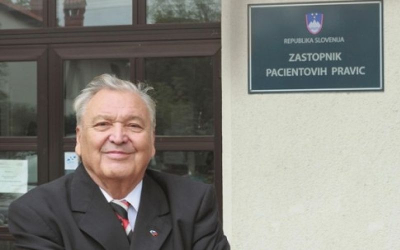 Marjan Petrič zahteva odškodnino in javno opravičilo.