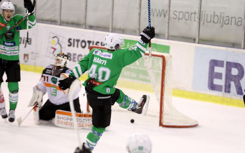 hokej olimpija.JPG