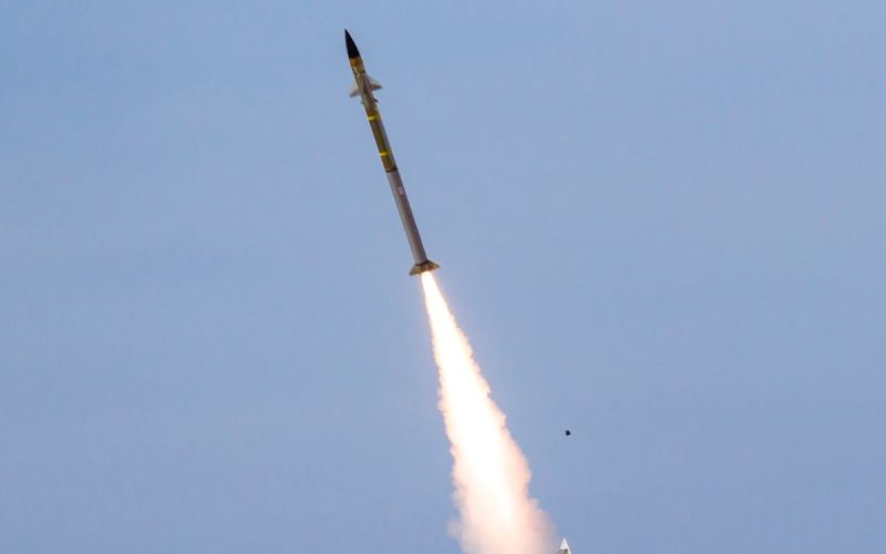 raketa, izstrelitev.jpg
