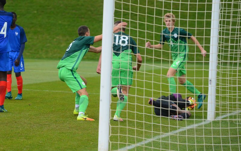 1slovenija U17 tk.jpg