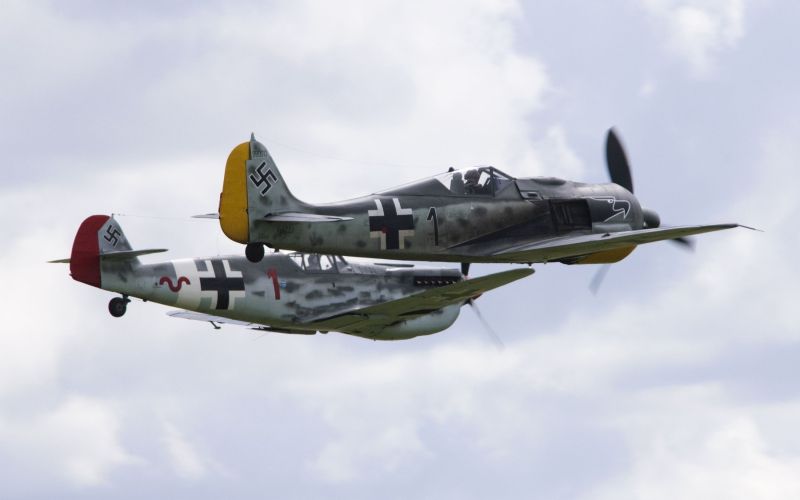 Messerschmitt Bf 109G (Hispano HA-1112 MIL Buchon) & Focke Wulf FW190.jpg