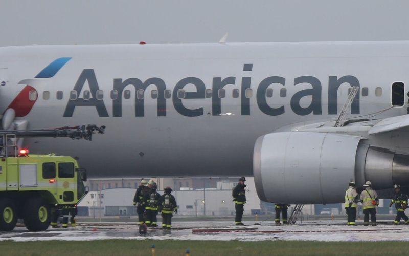 boeing, american airlines.jpg