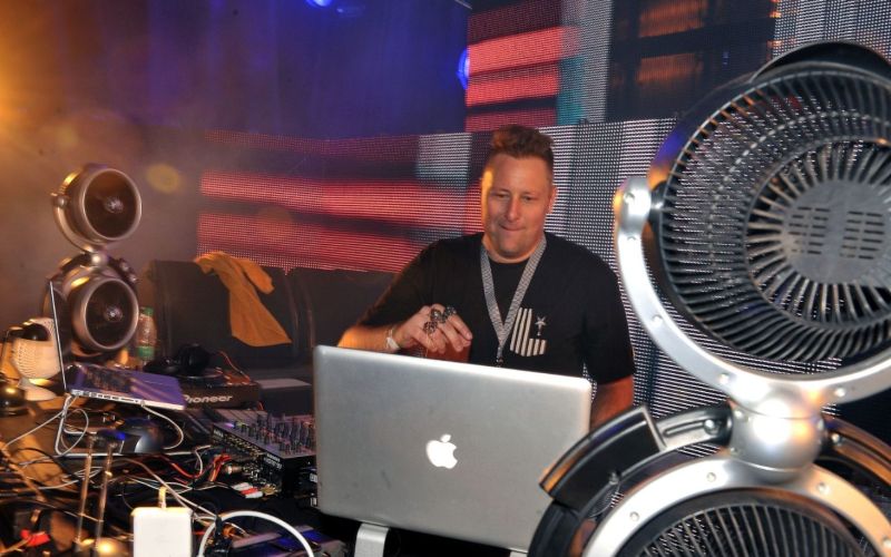 dj umek.jpg